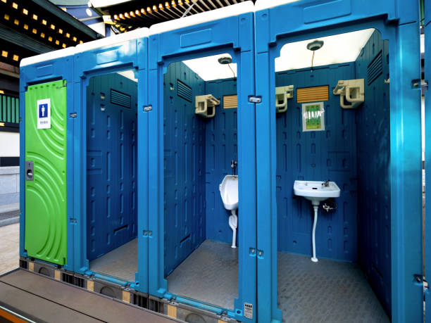 Best Portable bathroom rental  in Andover, MN